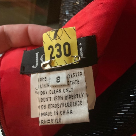 Red & black prom dress - Picture 5 of 6